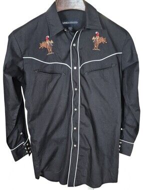 MWG Apparel Mens Shirt Size 14 1/2 Or Small